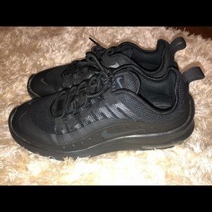 Nike Air Max tennis shoes